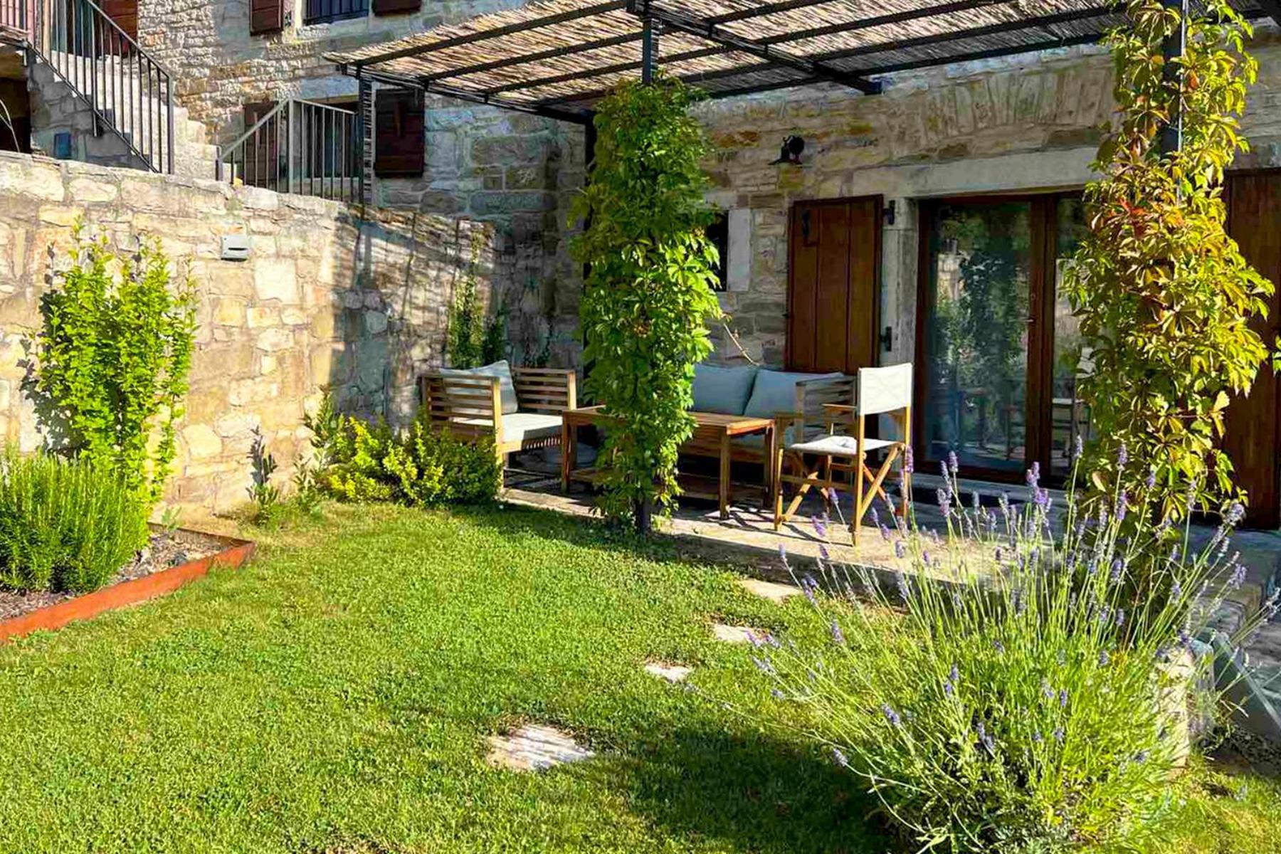 Villas Martincici With Large Pool Grožnjan Exteriör bild